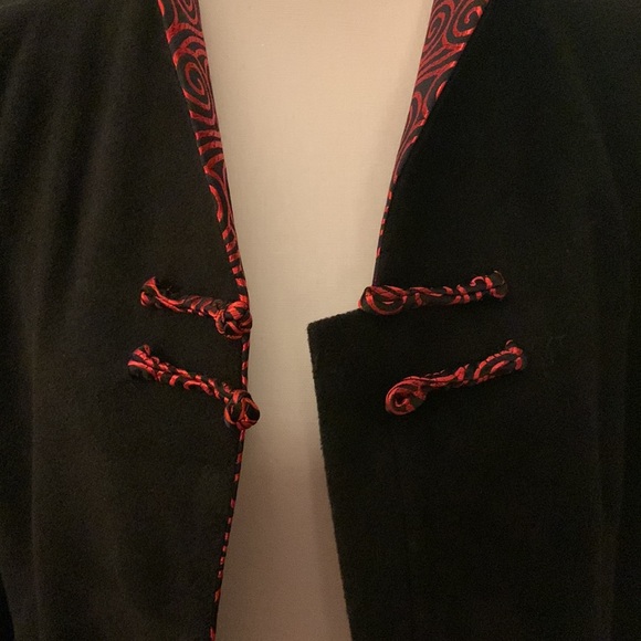 Jacket - Picture 8 of 9